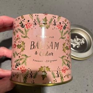 Illume Balsam & Cedar soy candle in tin